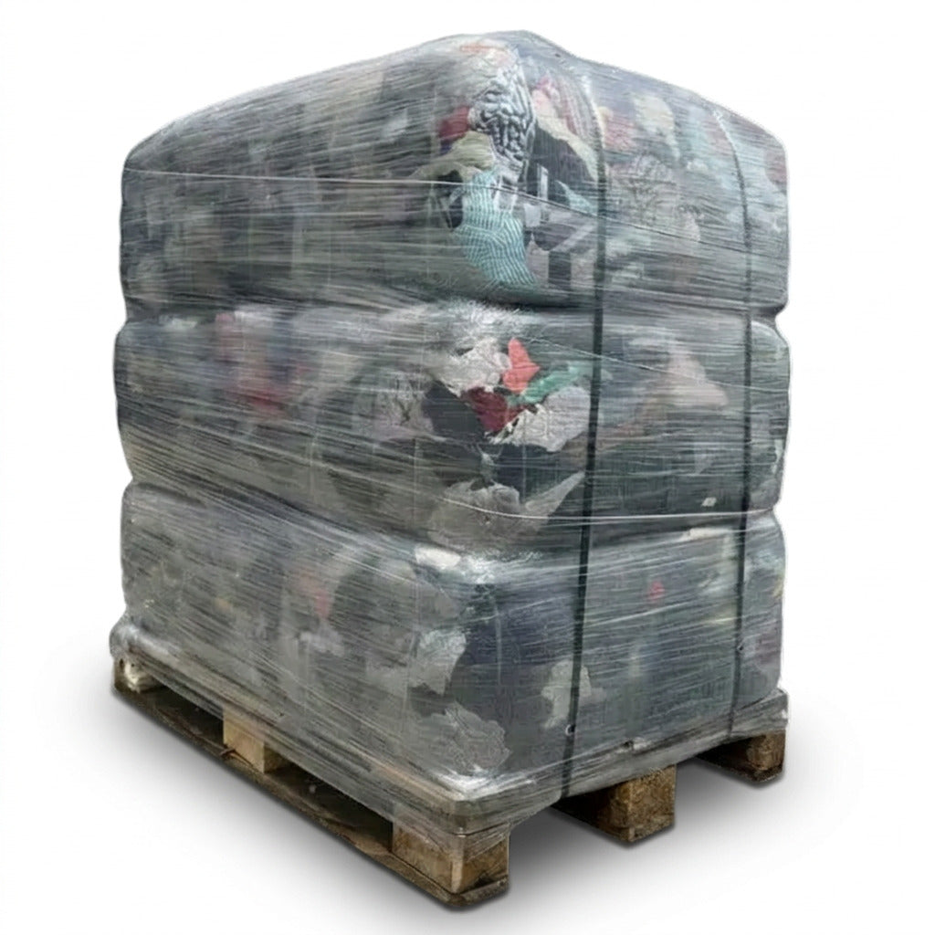 eine Palette mit 30 10kg Presswürfeln Industrieputzlappen Trikot bunt